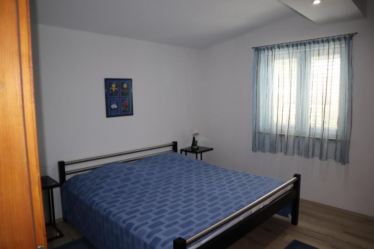 Apartmani Sanja Vir Exterior foto